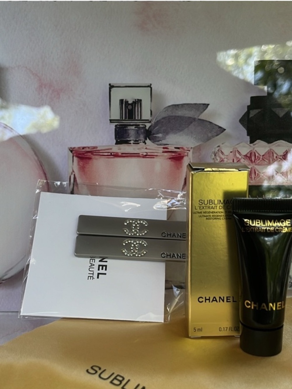 CHANEL Sublimage Skincare 5ml . GIFT HAIR CLIPS  with Gold & Black dust bag ..